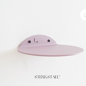 STERKSTAEL Saga wandplank Lila Mist - stalen wandplank - kleur Paars Violet - poedercoating - staal - wandrek - wandplankje - inclusief bevestigingsmateriaal – draagkracht van 10 kg – 1 stuk