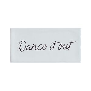 Tegel – Dance it out