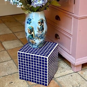 Unieke handgemaakte bijzettafel blauw - 25x25cm
