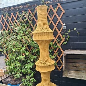 Decoratieve gehaakte lamp