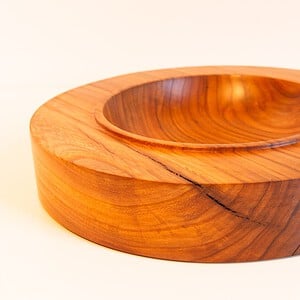Groot iepenhouten object