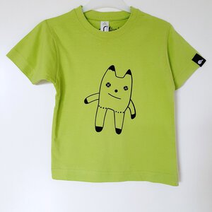 Hand bedrukt appeltjes groen katoenen kinder t-shirt, zwarte knuffel design, kids, 2 jaar
