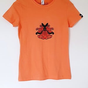 Hand bedrukt orange katoenen t-shirt, zwart konijn en rode bloem design, women's, small