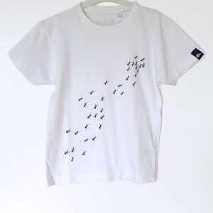 Hand bedrukt wit katoenen kinder t-shirt, zwarte mieren design, kids, 8 jaar