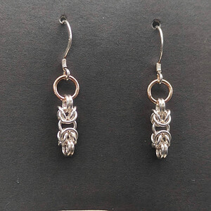 Handgemaakte Bicolor Byzantine Oorbellen met 9kt Gouden Accent