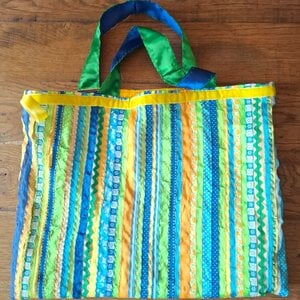 Handgemaakte patchwork tas – kleurrijk & uniek