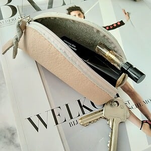Leren sleuteletui van ecru/beige kleur