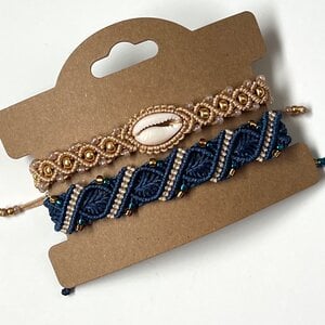 Macrame armbanden blauw met beige