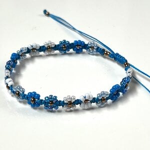 Macrame kralen enkelbandje blauw