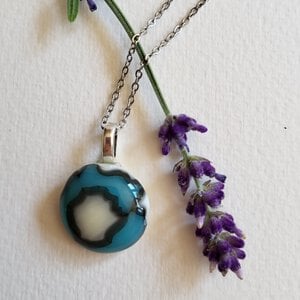 RVS ketting met uniek "Atol" glas hanger