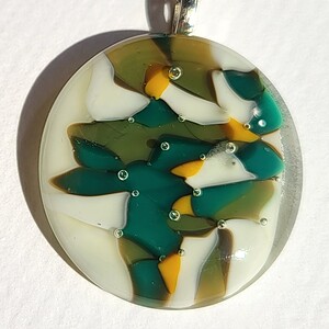 RVS ketting met uniek "Wilde Mozaïek 002" glasfusing hanger