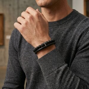 Wyre. | armband | Black Stone