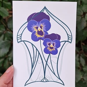 Art Nouveau Flower A6 Kaart, Paarse Viooltjes Bloemen, Potlood Tekening
