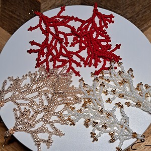 Coral Lace - kralenoorbellen