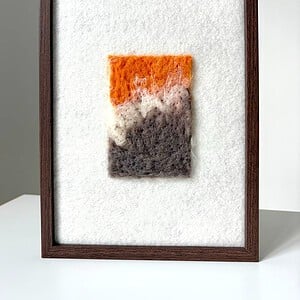 Coral oranje - unieke handgemaakte wanddecoratie in wol
