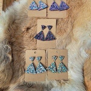 Handgemaakte kralenoorbellen Confetti Collectie – kleurrijke Miyuki oorbellen in meerdere kleuren