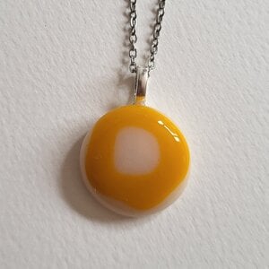RVS ketting met uniek "Gele Golf" glas hanger