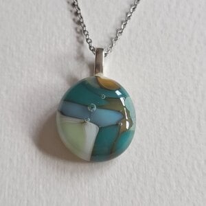 Turkooisstenen - RVS ketting met uniek glas hanger