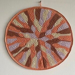 Unieke mandala een sierraad aan de muur.