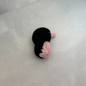 Gehaakte mini-mol – handgemaakt klein knuffeltje van katoen