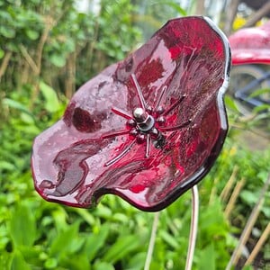 Glazen klaproos op steel - handgemaakte glasbloem