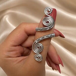 Handgemaakte Zilverkleurige Spiraalring | Verstelbare Statement Ring – Cleopatra's World