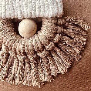 Kerstman met witte muts – handgemaakte kerstdecoratie