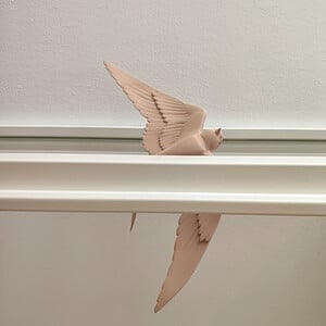 Magnetic swallow window art - Beige