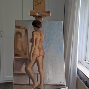 Nude lady