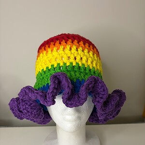 Rainbow Crochet ruffel buckethat