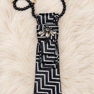 Unique Statement stropdas ketting dames – opvallend handgemaakt sieraad upcycled tie necklace