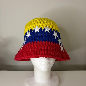 Venezuela Crochet classic buckethat