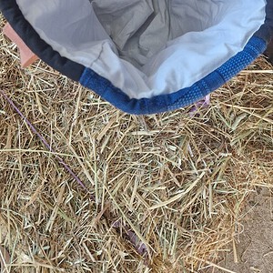 Andalusier schoudertas van een gebruikt zadeldekje, blauw met donkerblauwe ruit