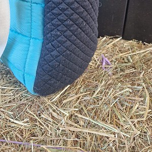 Andalusier schoudertas van een gebruikt zadeldekje, turquoise en donkerblauw