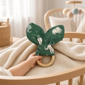 Bijtring konijn met konijnenoren – houten baby bijtring van katoen