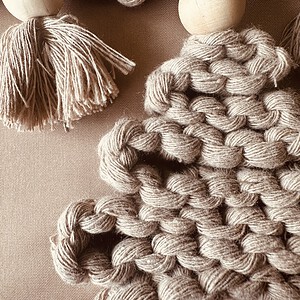 Handgemaakte macramé kerstboompjes – set van 3 kersthangers