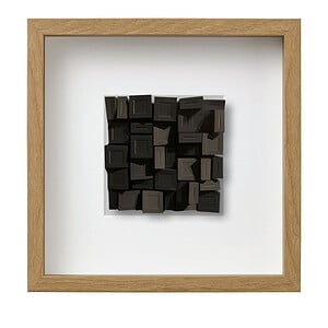 Kunstobject - Waarom brandt er nog licht? - papier - zwart