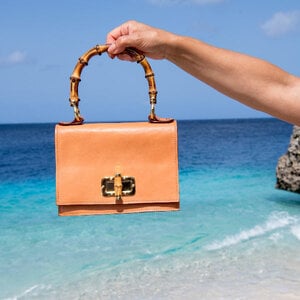 Madrid Bambú - leren handtas met gouden strap