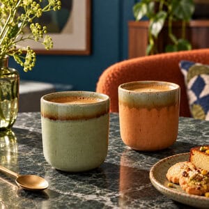 Mica koffiebeker zonder oor met glazuurrand