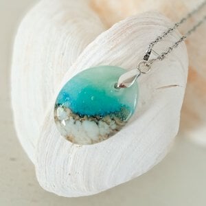 Oceaan - zee hanger ketting: handgemaakt aqua blauw glazen sieraad, op zee geïnspireerd betekenisvol cadeau