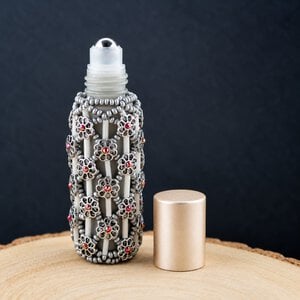 Zachte Geuren & Kleine Geluksmomentjes, handversierd parfumflesje met roll-on applicator