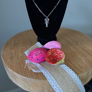 Zilverkleurige ketting met zomerse bedel