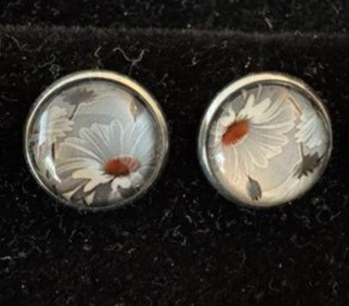 Witte resin oorknoppen