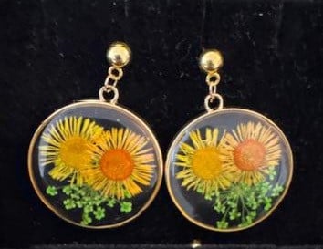 Mooie resin ronde gele en groen oorbellen