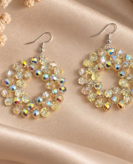 Champagnekleurige Kralen Oorbellen met Regenboogglans | Elegante Stat… - 151203 Champagnekleurige Kralen Oorbellen met Regenboogglans | Elegante Statement Hangoorbellen