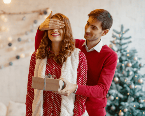 Kerst verrassing man en vrouw