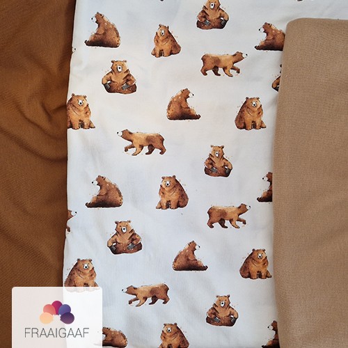 Gepersonaliseerd kussen Mama bear | Bruin / Beren sierkussen met naam en/of geboortedatum (optioneel)