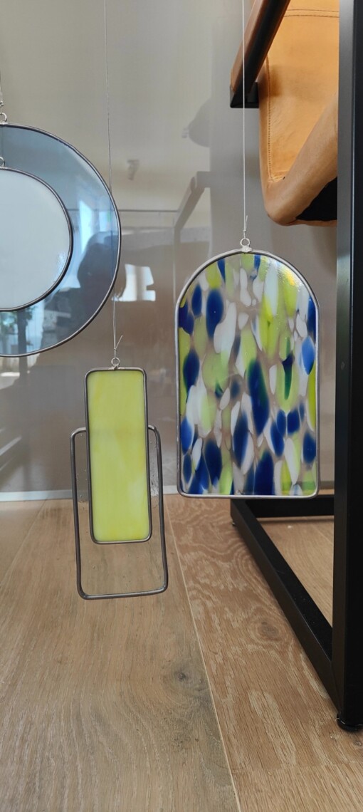 Modern Glas in lood object. "Blauw,geel". Zonnevanger. Uniek