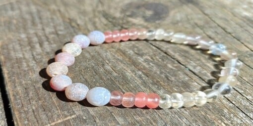 Natuursteen armband Lila rose