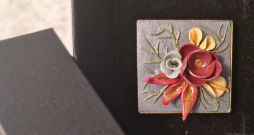 Exclusieve verstelbare ring met bloemen